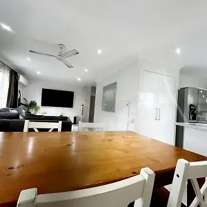 3-bedroom House In Hervey Bay Holiday home